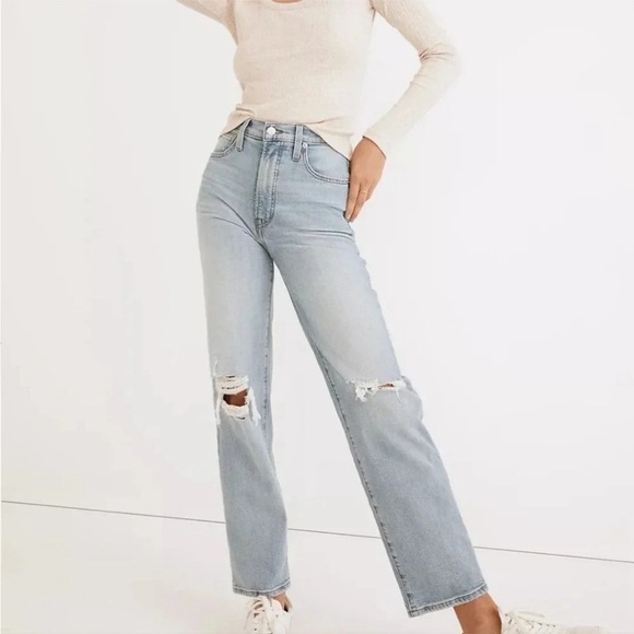 Madewell Denim - Madewell The Perfect Vintage Straight Distressed Jeans 27 A22